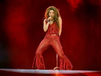 Shakira Konser Bileti Dahil Dubai Turu