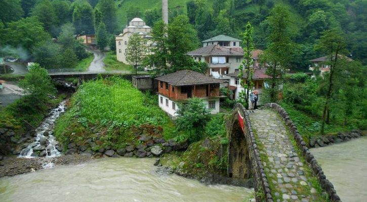 Uçaklı Karadeniz Yaylalar ve Batum Turu 3 Gece Otel Konaklamalı