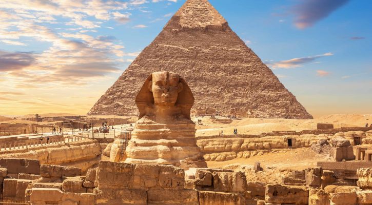 İstanbul Saw Kalkışlı 3 Gece 4 Gün Air Cairo Hava Yolları İle Prestij Shakira Konseri Turu Shakira Konseri Bileti, Giza Piramitleri Transferi ve Kahire Şehir Turu Dahil!