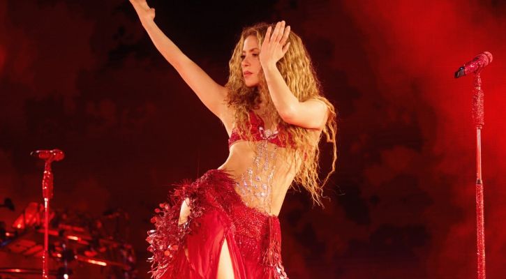 İstanbul Saw Kalkışlı 3 Gece 4 Gün Air Cairo Hava Yolları İle Prestij Shakira Konseri Turu Shakira Konseri Bileti, Giza Piramitleri Transferi ve Kahire Şehir Turu Dahil!