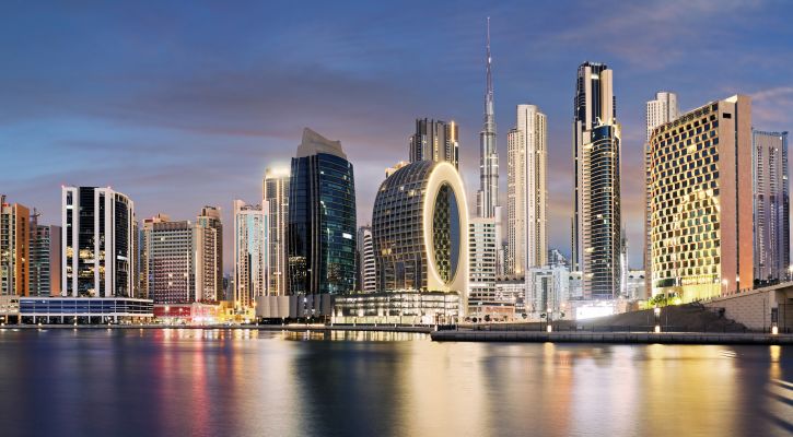 Prestij Dubai Signature - Megastar Tarkan Konseri Turu FlyDubai Hava Yolları ile 3 Gece 4 Gün
